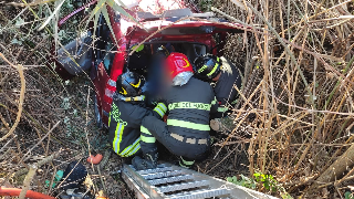 Schianto sulla Strada del Salinello, 4 feriti: grave 78enne